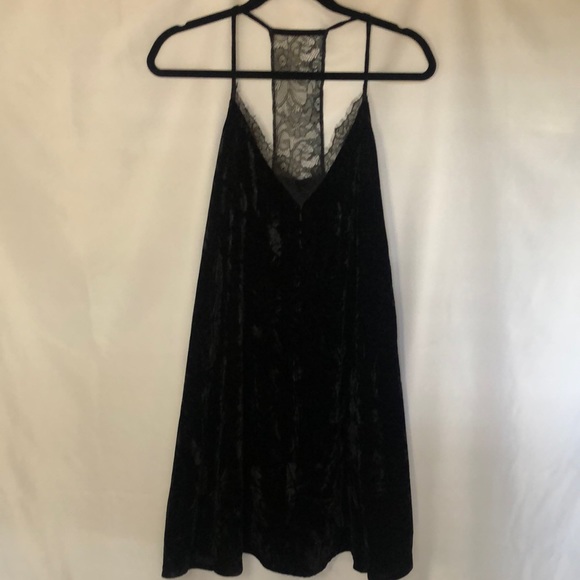 French Connection Dresses & Skirts - FRENCH CONNECTION spaghetti strap black velvet and lace dress. Size 2.